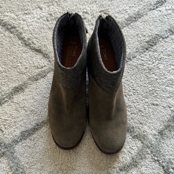 TOMS Leila Ankle boots Bootie Olive gray Herringbone suede block heel 9.5 - Picture 9 of 11